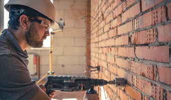 Mauerwerksanierung mit Industrieklettern
